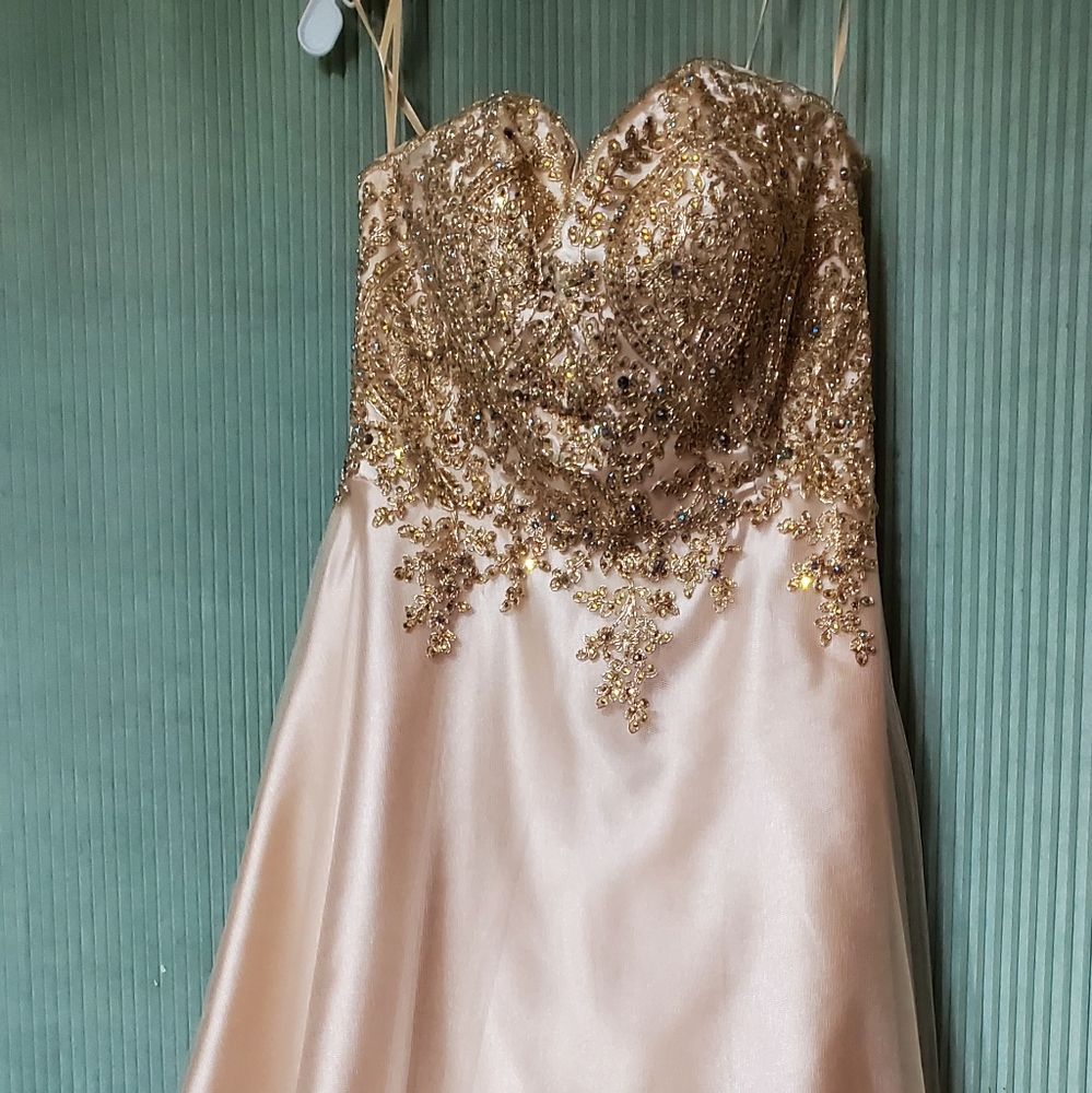 Prom dress